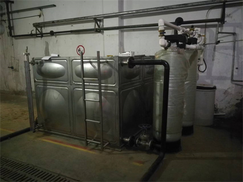 软化水处理器及不锈钢水箱